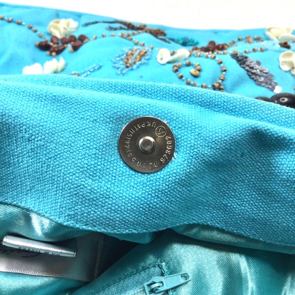 Spiegel 100% Cotton, Sea Shells, Beads and Sequins Embellished Turquoise Bag. - Picture 9 of 10